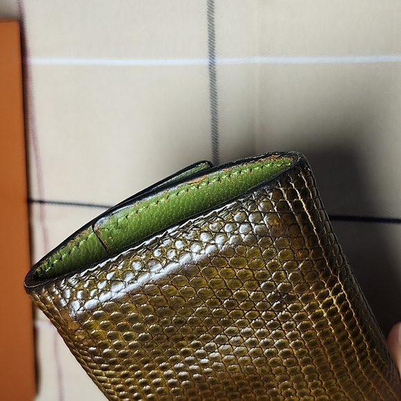Hermes Rare, lizard skin, Silver hardware 6 key case 2 missing - Picture 5 of 13